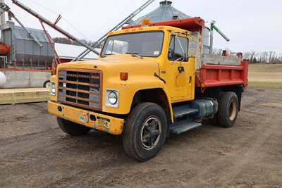 1989 International 1654 Dump Truck