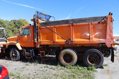 1998 International 2674 Dump Truck