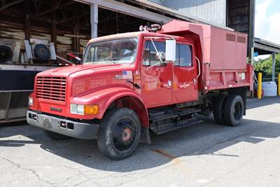 2002 International 4700 Dump Truck
