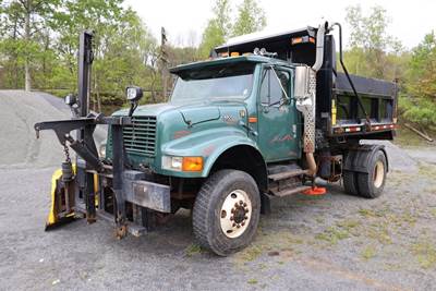 2000 International 4800 Dump Truck