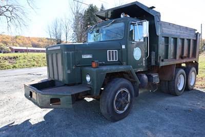 1984 International 5070 Dump Truck