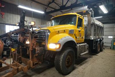 2014 Mack Granite Dump Truck