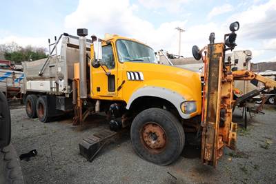 2011 Mack Granite Dump Truck