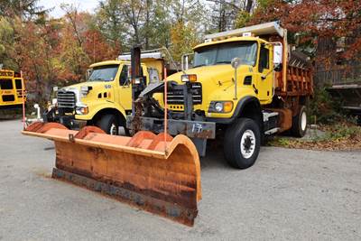 2005 Mack Granite CV712 Dump Truck