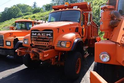2004 Mack Granite CV713 Dump Truck