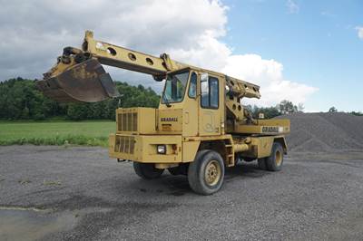 1995 Gradall GW-362-G3WD Excavator