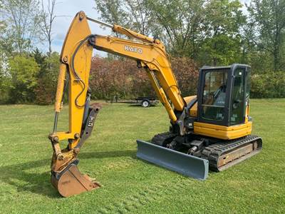 2019 Kato HD85V4 Excavator