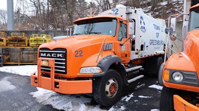 2009 Mack Granite GU813 Garbage Truck
