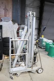 Genie PR607983BA298B Man Lift