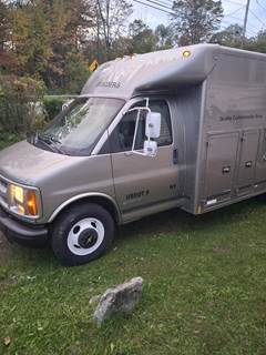 2001 Chevrolet Express Mechanic / Service Truck
