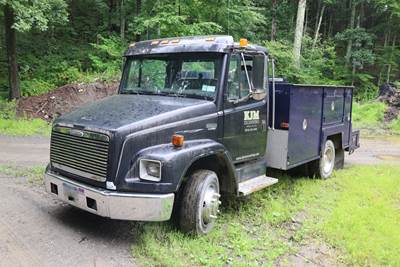 2000 Freightliner FL60 Mechanic / Service Truck