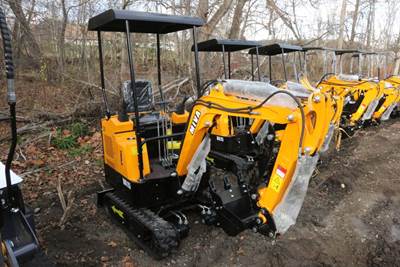 MIVA VA15 Mini Excavator