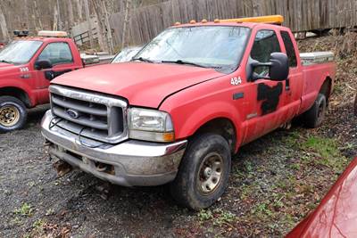 2004 Ford F-350 Truck
