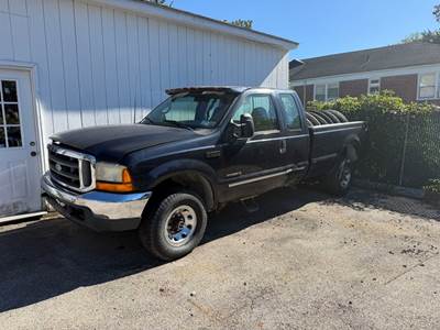 2000 Ford F-350 Super Duty Truck