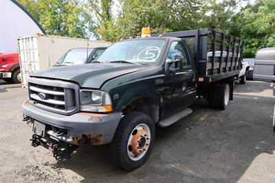 2003 Ford F-450 Truck
