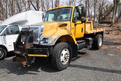 2005 International WorkStar 7300 Roll Off Dumpster