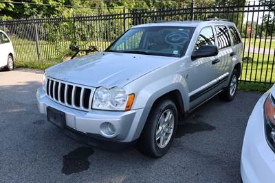 2005 Jeep GRAND CHEROKEE
