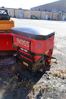 Boss TGS 800 Tailgate Spreader