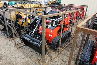 2026 AGT LRT23 Mini Skid Steer