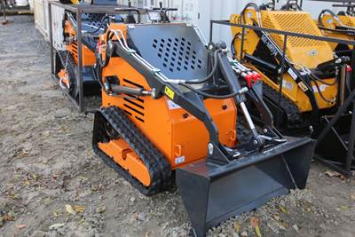 LAND HERO LDH-T460-CEM Track Skid Steer