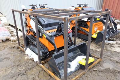 2026 LANDHONOR LHR-HT380Q1 Mini Skid Steer
