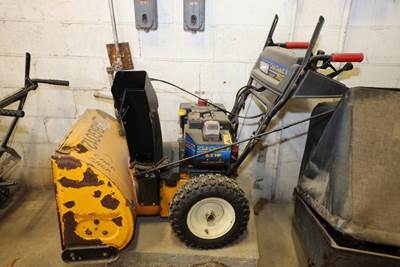 Cub Cadet BG12 Snow Blower