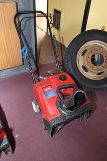 Toro power clear 518 ZE Snow Blower