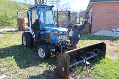 Ford 1720 Tractor