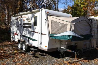 2007 Forest River FLAGSTAFF LITE WEIGHT TRAILERS Travel Trailer