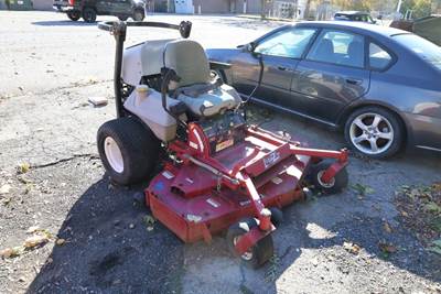 Exmark Lazer Z XP Zero Turn Mower