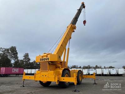 Rough Terrain Cranes For Sale | MyLittleSalesman.com