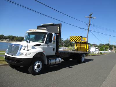 International 4300 Single Axle Attenuator Truck - Cummins, 260HP, Automatic