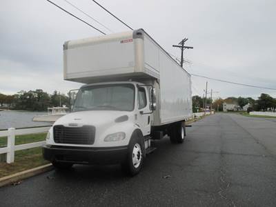 Freightliner M2 Box Truck - 220HP, Automatic