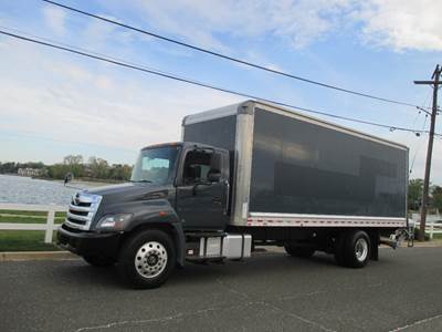 Hino 268 Box Truck - Automatic