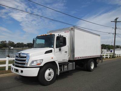 Hino 338 16 ft Box Truck - Automatic