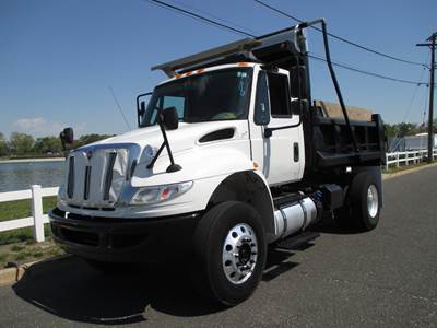 International 4300 Dump Truck - Cummins 250HP, Automatic