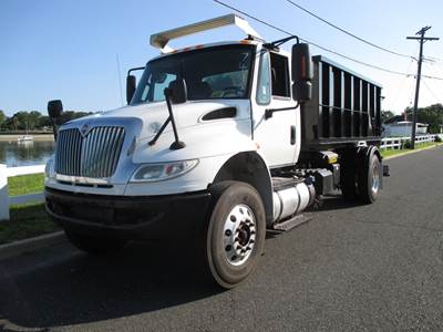 International 4300 Single Axle Hooklift Truck - Cummins, 280HP, Automatic