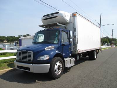 Freightliner M2 24 ft Refrigerated Truck - 220HP, Automatic, Thermoking