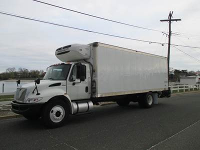 International 4300 Refrigerated Truck - 225HP, Automatic