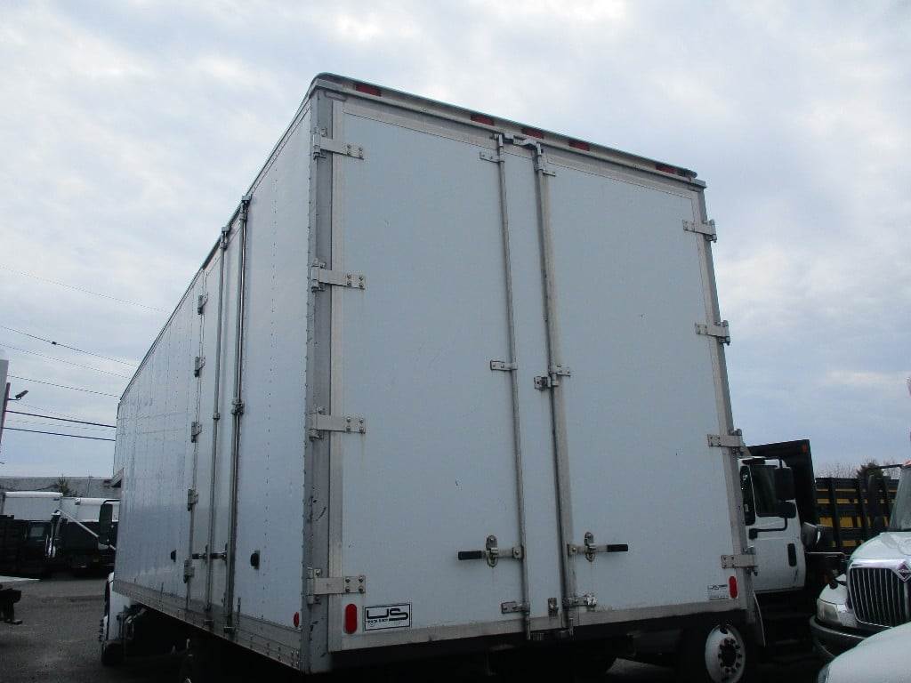 US TRUCK BODY 26 FT Van Truck Body For Sale Neptune, NJ UB620