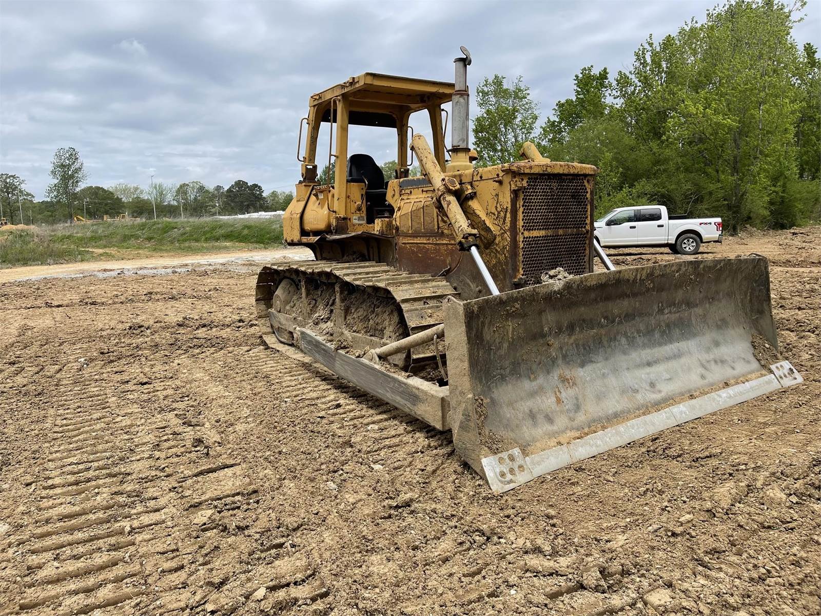 1987 Komatsu D65E8 Dozer For Sale, 7,416 Hours Jackson, TN DM5476