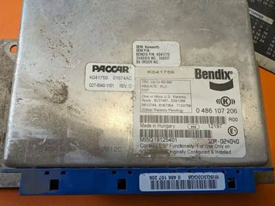 Bendix ABS Control Module for a 2012 Kenworth T660