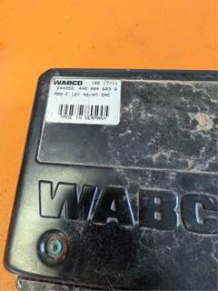 Wabco ABS-E ABS Control Module for a Freightliner Columbia 120