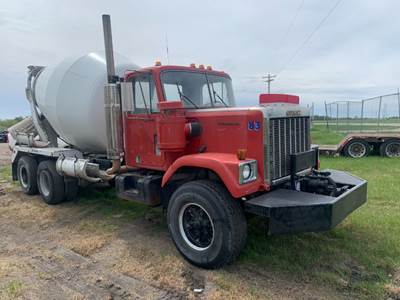 GMC GENERAL Right Air Cleaner / Air Filter Housing