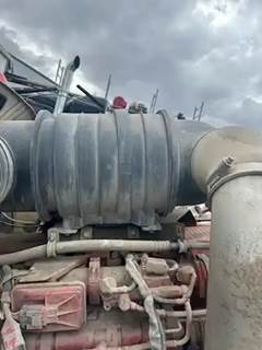 Kenworth W900 Air Cleaner / Air Filter Housing