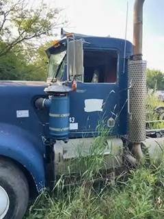 Mack CH Air Cleaner / Air Filter Housing