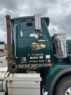 Western Star 4900SB Air Cleaner / Air Filter Housing