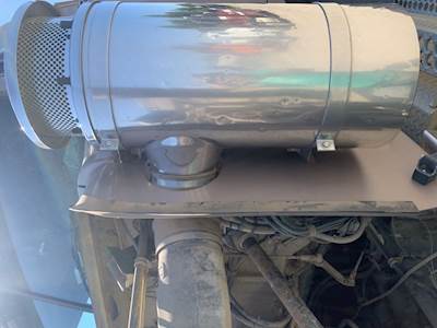 Western Star 494964EX Air Cleaner / Air Filter Housing