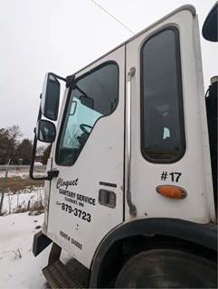 Freightliner Condor Axle for a 2002 Freightliner CONDOR LOW CAB FORWARD