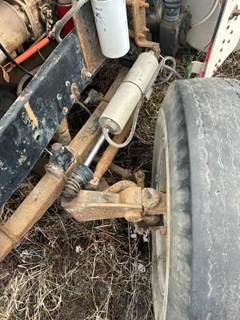 Freightliner FLC120 Axle